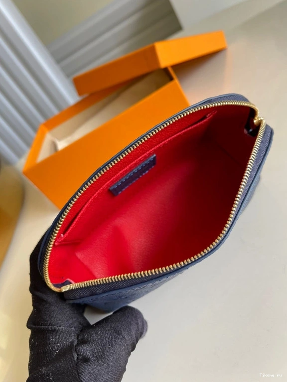 Cheap COSMETIC LOUIS POUCH VUITTON 0814